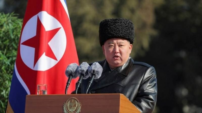 Ким Чен-ун провери строежа на атомна подводница